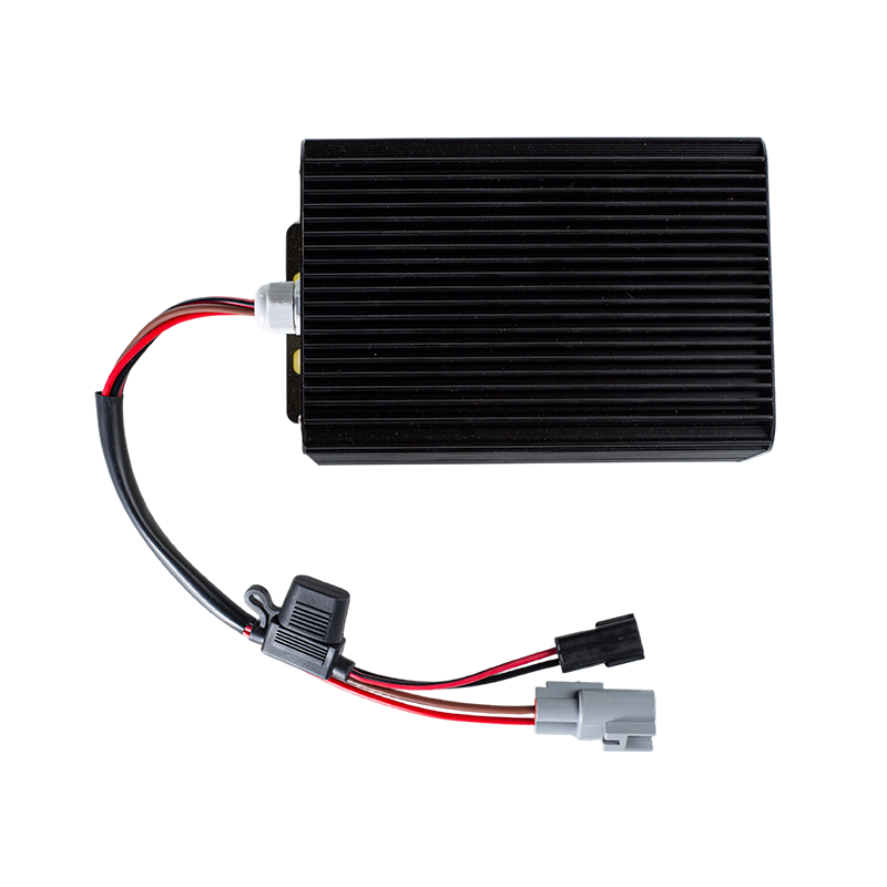 High Efficiency Stabilis Output IP65 Dustproof Oil Repugnans DC80V Lata Input Forklift Vehiculum DC-DC Voltage Step Down Module